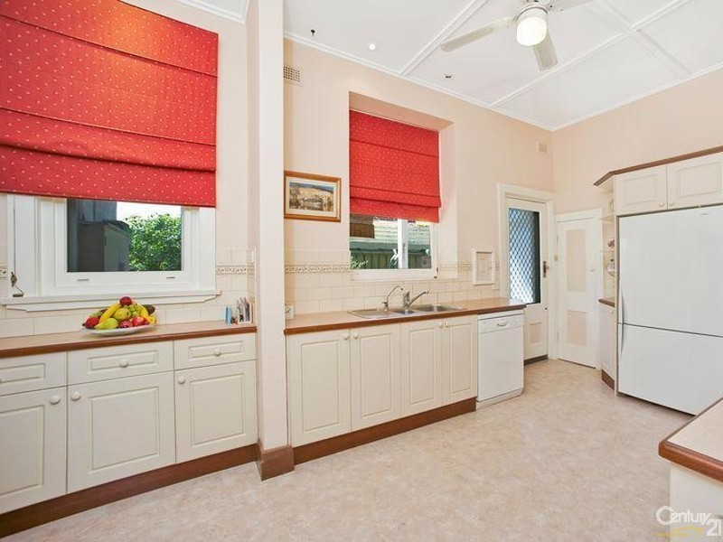 37 Alpha Road, Prospect SA 5082