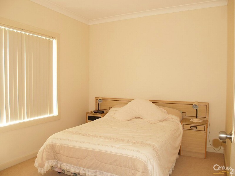 24 Milbank Ave, Gilles Plains SA 5086