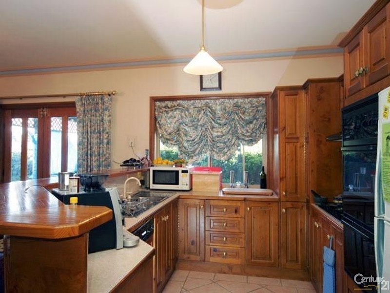 16 Brooke St, Broadview SA 5083