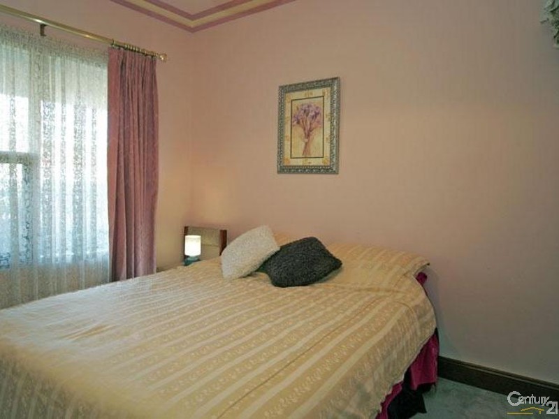 16 Brooke St, Broadview SA 5083