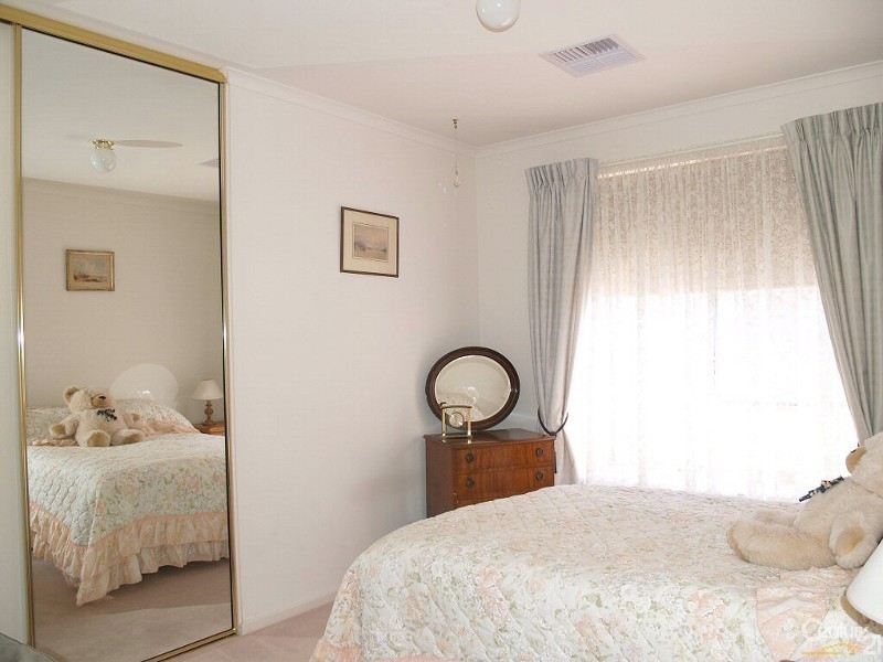 28 Chelsea Drive, Enfield SA 5085