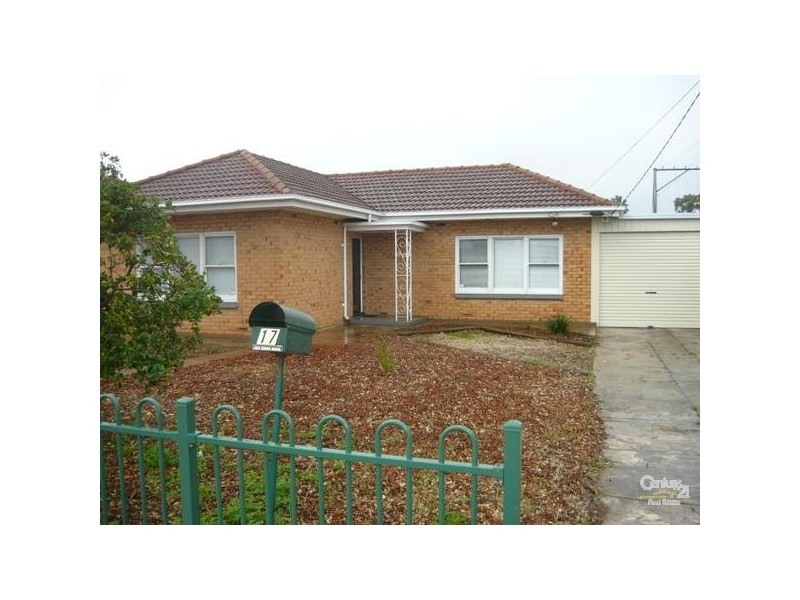 17 Bucceleuch Ave, Findon SA 5023