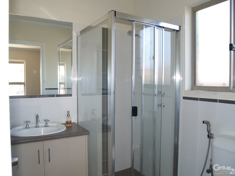 2/51 Cowan St, Angle Park SA 5010