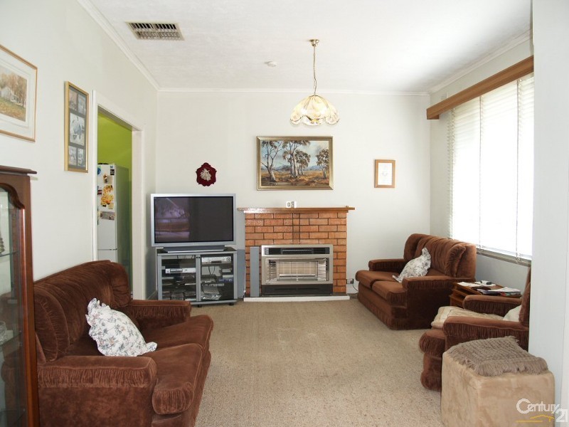 19 Taunton Ave, Enfield SA 5085