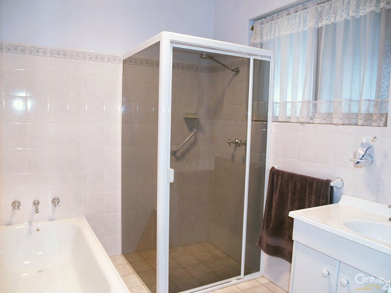 19 Taunton Ave, Enfield SA 5085