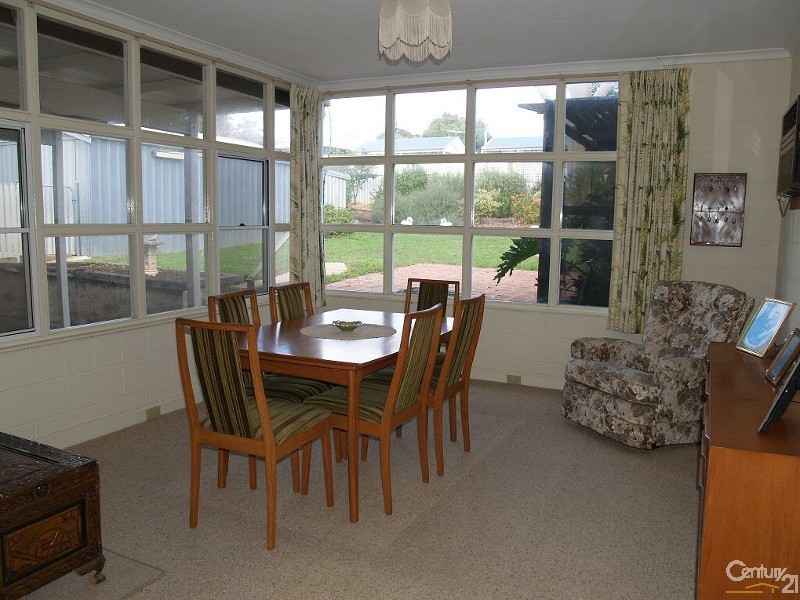 19 Taunton Ave, Enfield SA 5085