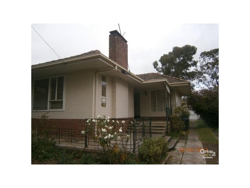 8 Woodcroft Avenue, St Georges SA 5064