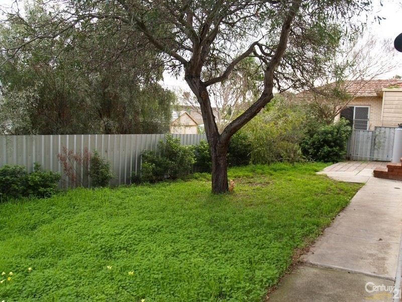 17 Amber Ave, Clearview SA 5085