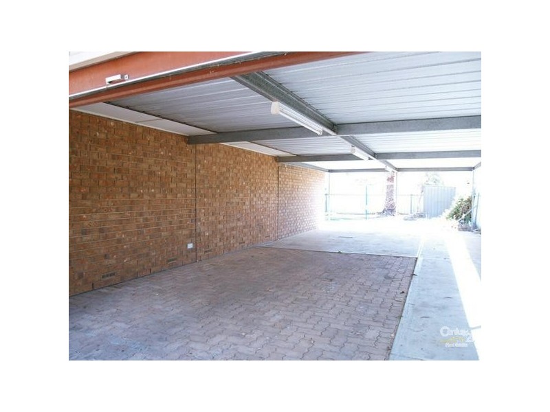 35 Barton Crescent, Burton SA 5110