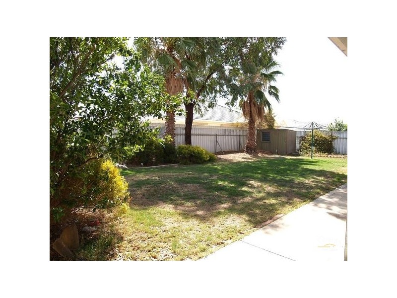 35 Barton Crescent, Burton SA 5110