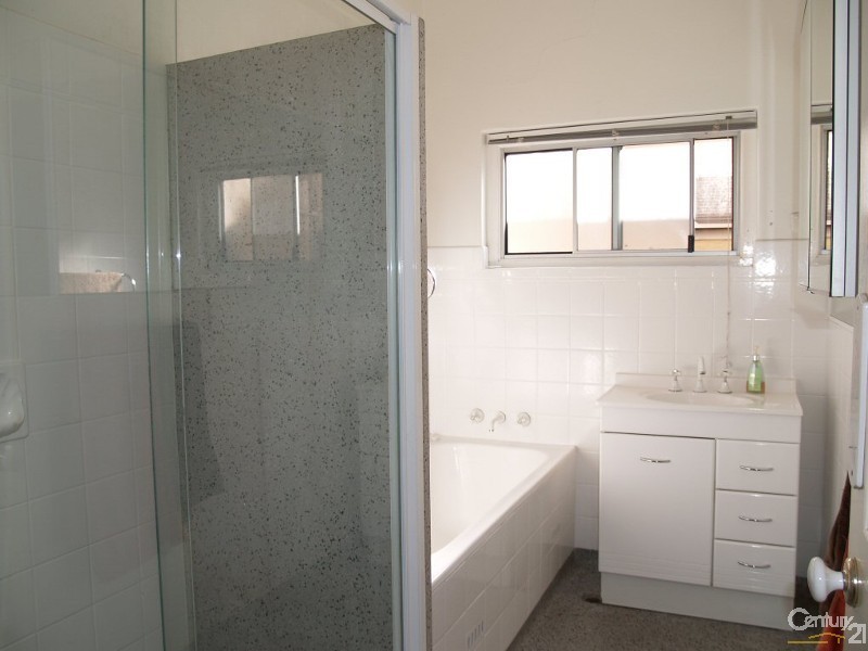 8 Blamey Ave, Broadview SA 5083