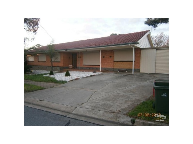 24 Aquamarine, Salisbury East SA 5109