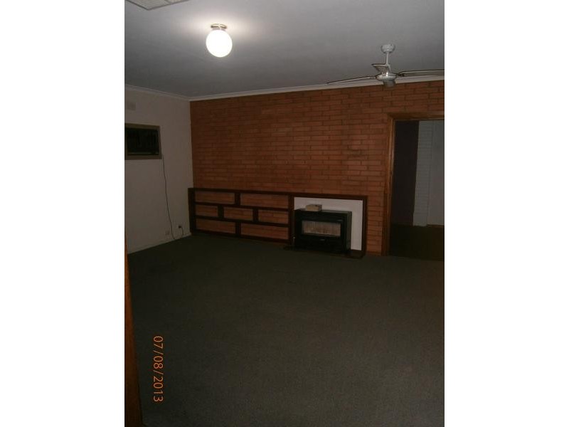 24 Aquamarine, Salisbury East SA 5109