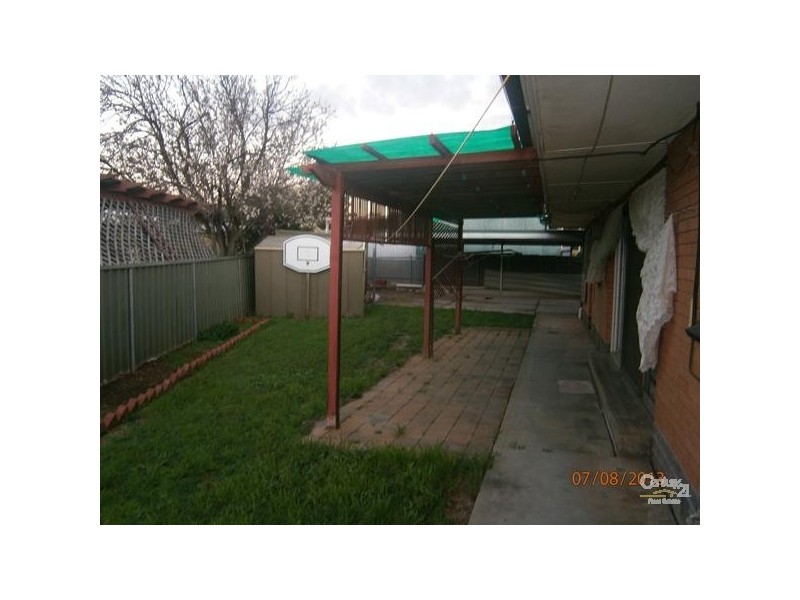 24 Aquamarine, Salisbury East SA 5109