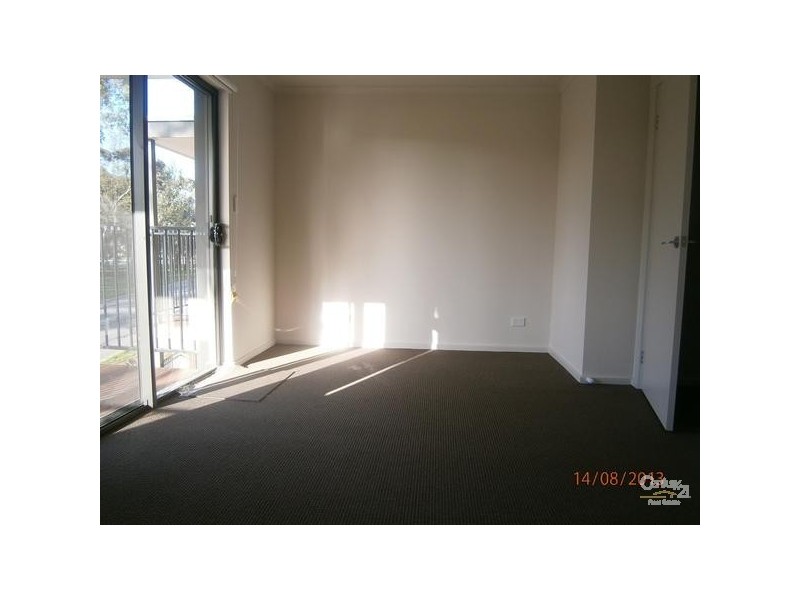 35/8 Fourth Avenue, Mawson Lakes SA 5095