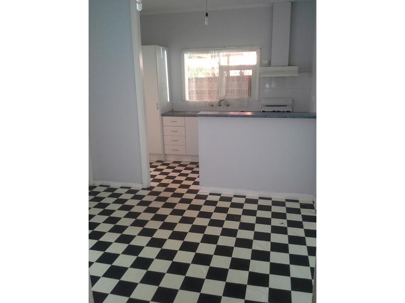 18 Clifton Street, Blair Athol SA 5084