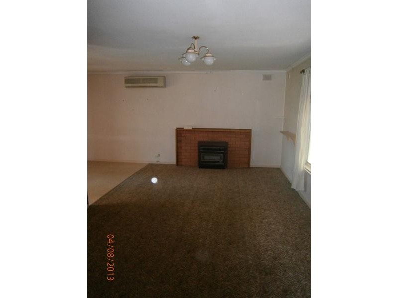 2 Flame Street, Dry Creek SA 5094