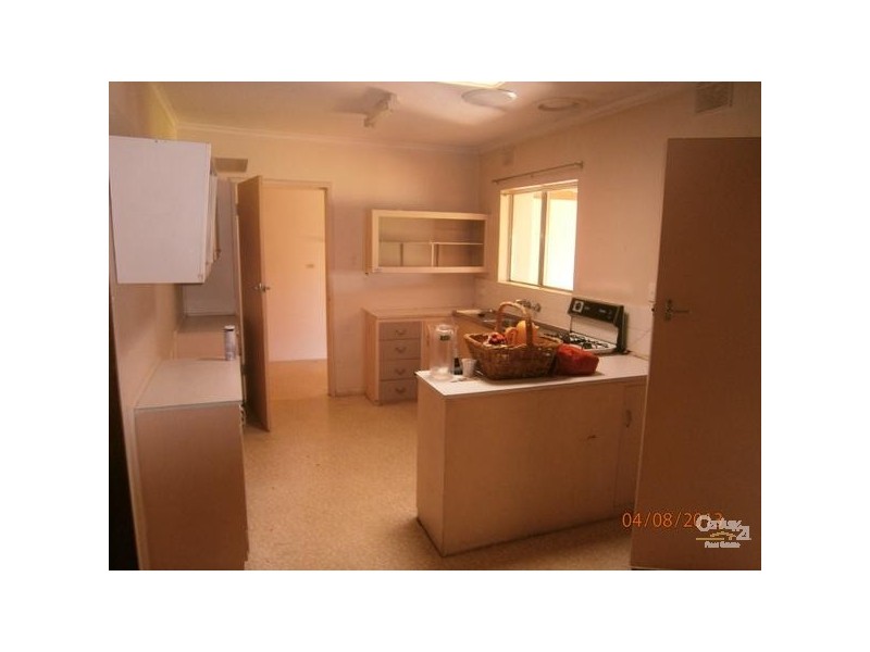 2 Flame Street, Dry Creek SA 5094