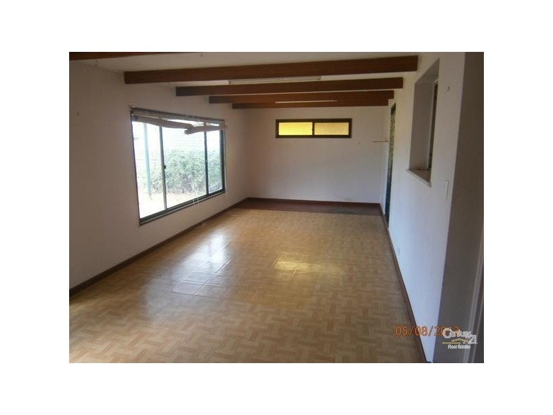 2 Flame Street, Dry Creek SA 5094