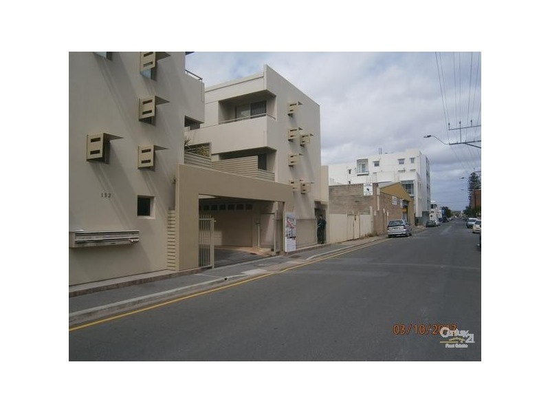 1/132 Gray St, Adelaide SA 5000