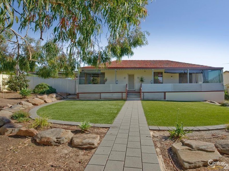 33 Eddy St, Clearview SA 5085
