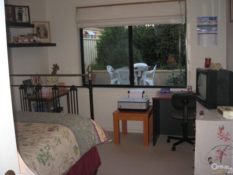 17 Knightsbridge Tce, Oakden SA 5086