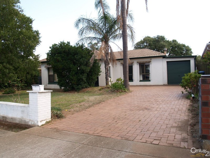 10 Ormond Avenue, Clearview SA 5085