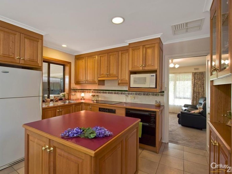 141 Beovich Rd, Ingle Farm SA 5098