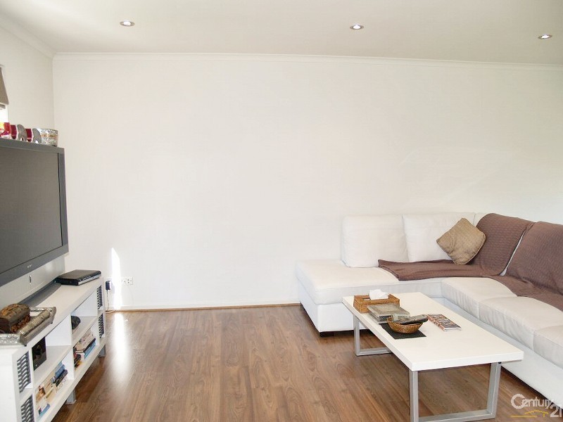 5a Guildford St, Clearview SA 5085