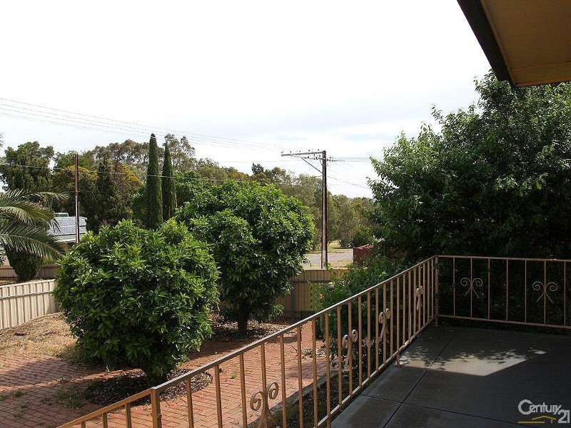 11 Marrett Drive, Ingle Farm SA 5098