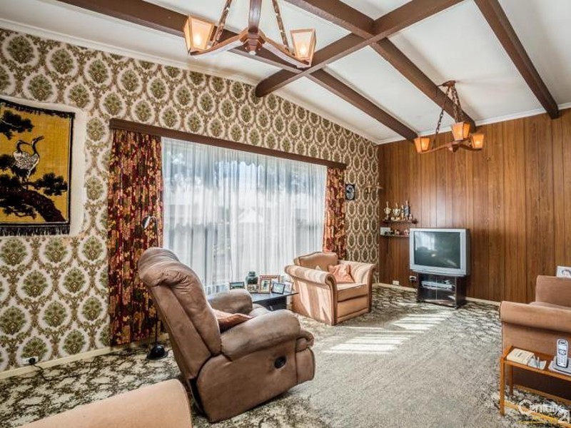 9 Mettika Ave, Ingle Farm SA 5098