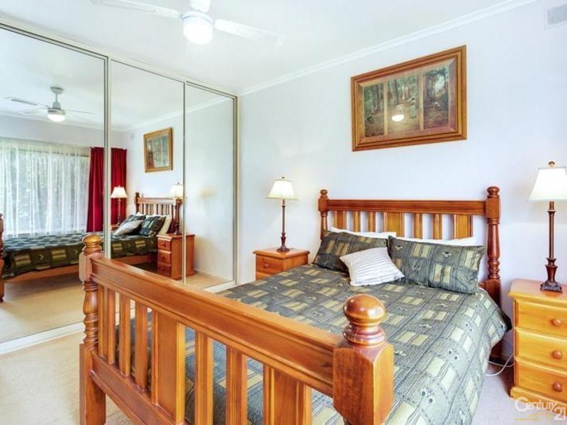 13 Nanette Road, Valley View SA 5093