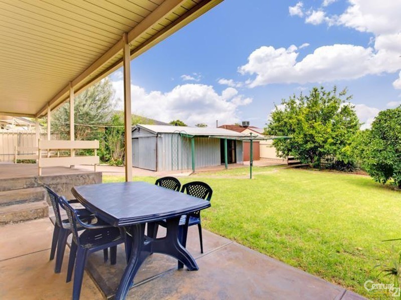 13 Nanette Road, Valley View SA 5093