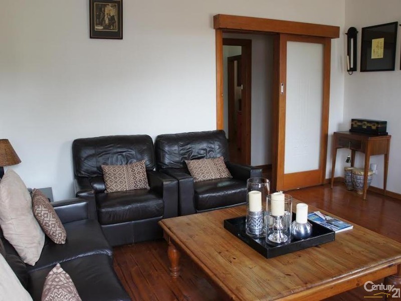 13 FRANCIS AVENUE, Broadview SA 5083