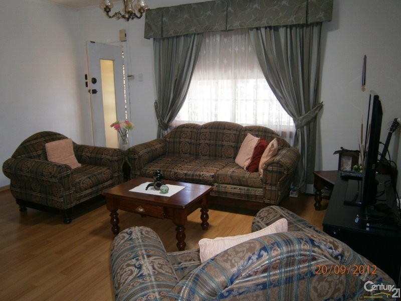 16 PEMBERTON STREET, Oaklands Park SA 5046