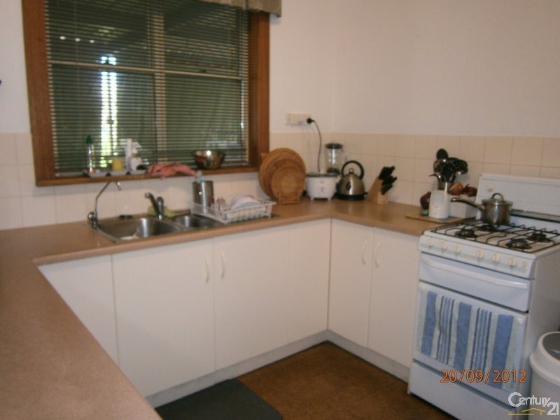 16 PEMBERTON STREET, Oaklands Park SA 5046