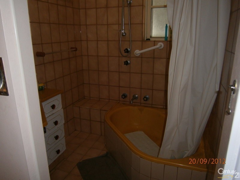 16 PEMBERTON STREET, Oaklands Park SA 5046