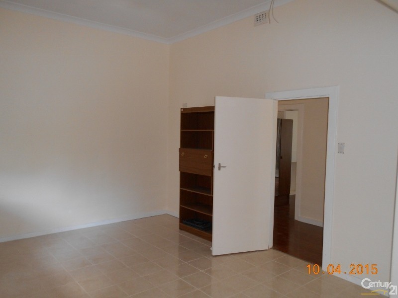 2 GRAHAM PLACE, Prospect SA 5082