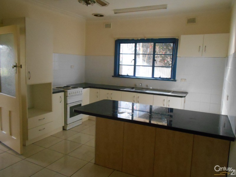 42 Bowman Crescent, Enfield SA 5085