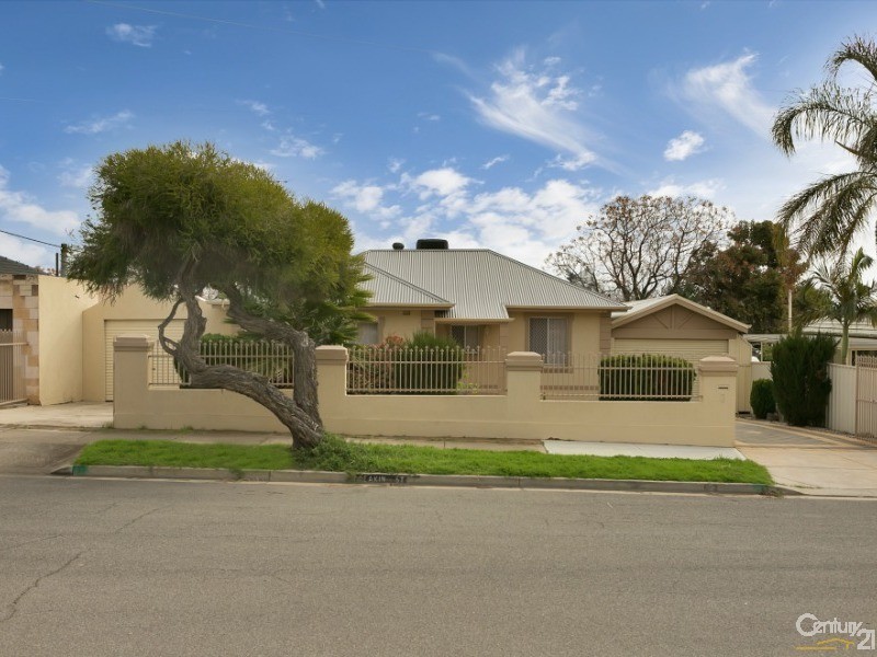 3 Deakin St, Blair Athol SA 5084