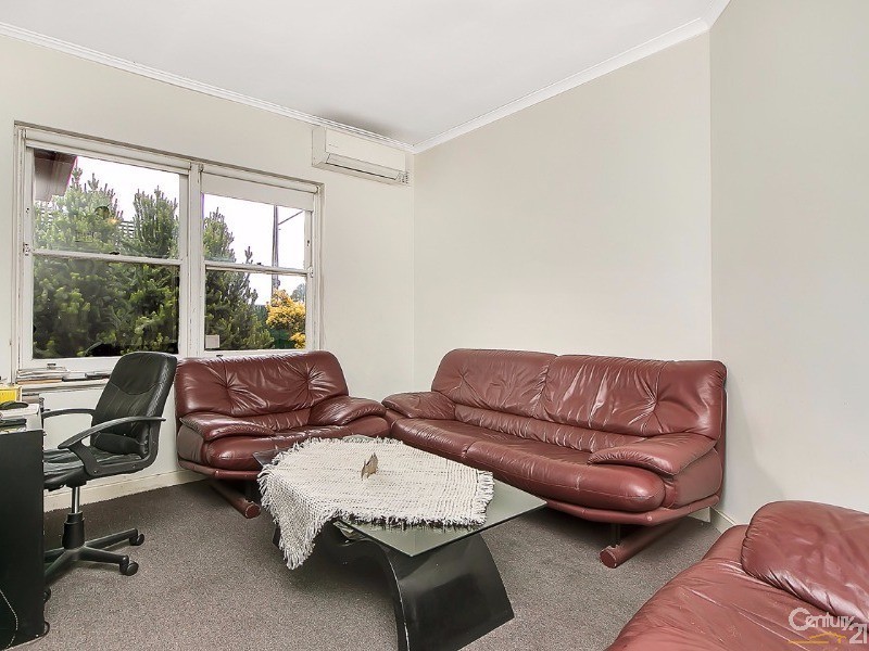17 Buccleuch Ave, Findon SA 5023