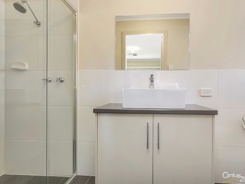 2 Jerome St, Christie Downs SA 5164