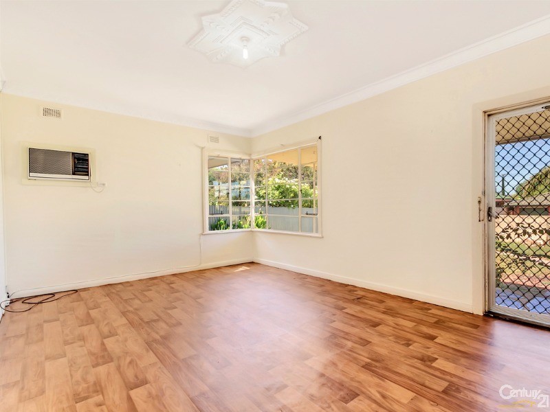 42 Bowman Crescent, Enfield SA 5085