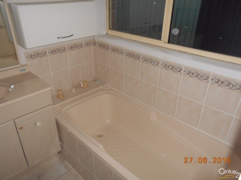 11 MONEVA STREET, Paralowie SA 5108