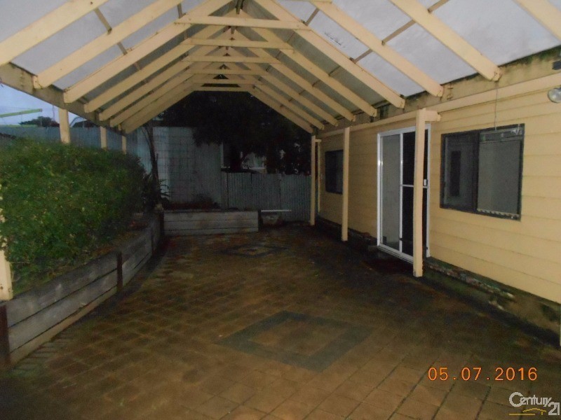 5 LIBERMAN ROAD, Para Hills SA 5096