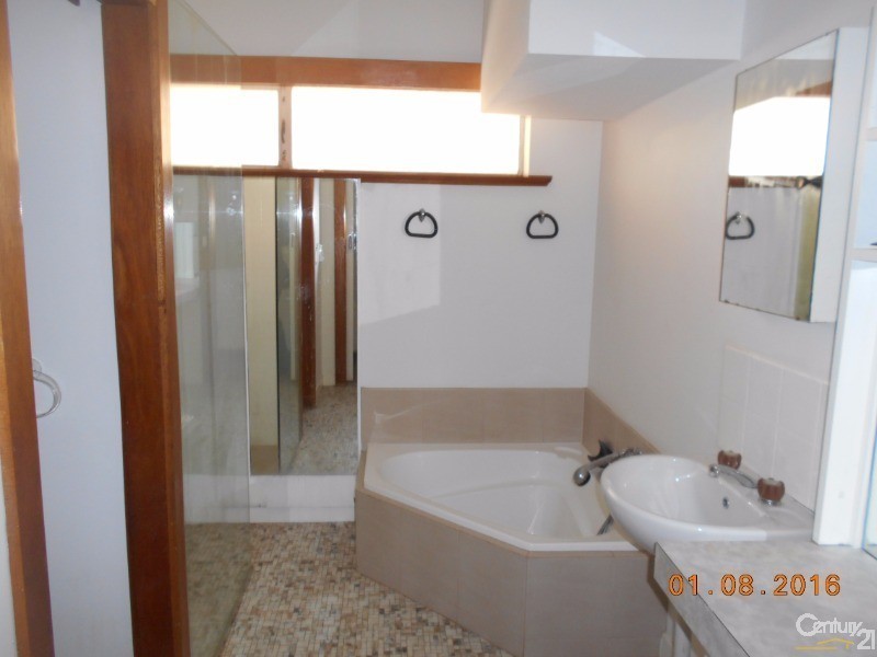 3 KOONUNGA AVENUE, Rostrevor SA 5073