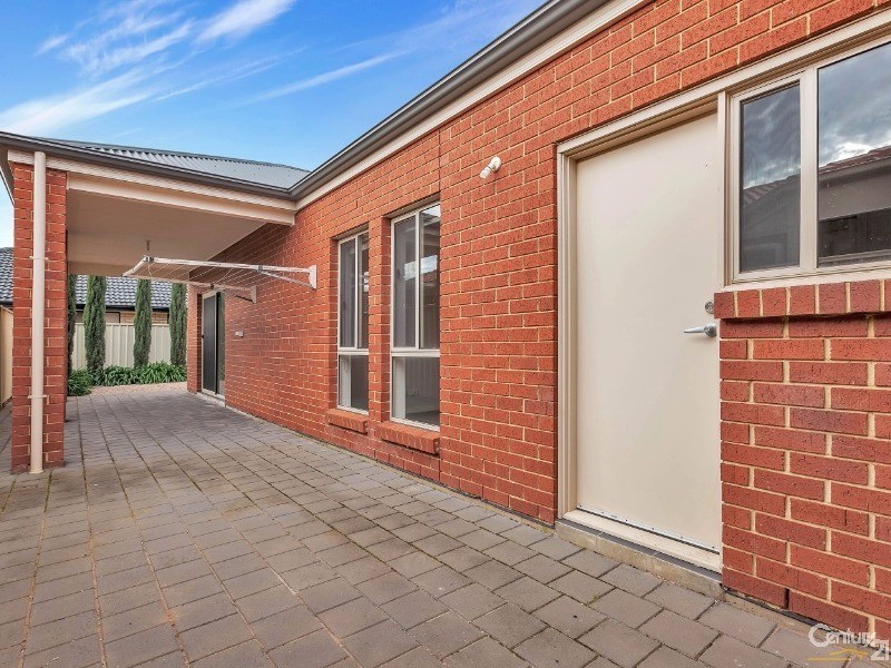 8 Barossa Drive, Munno Para West SA 5115