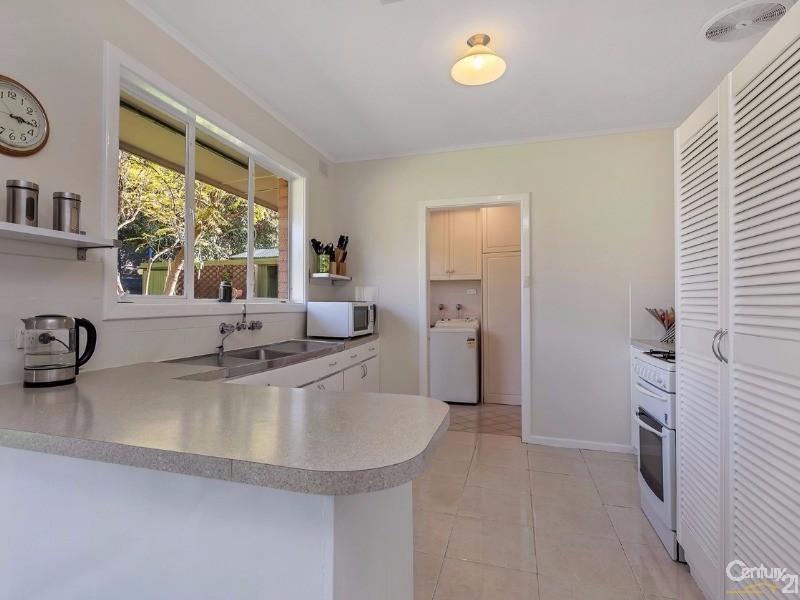 7 Lema Avenue, Fairview Park SA 5126