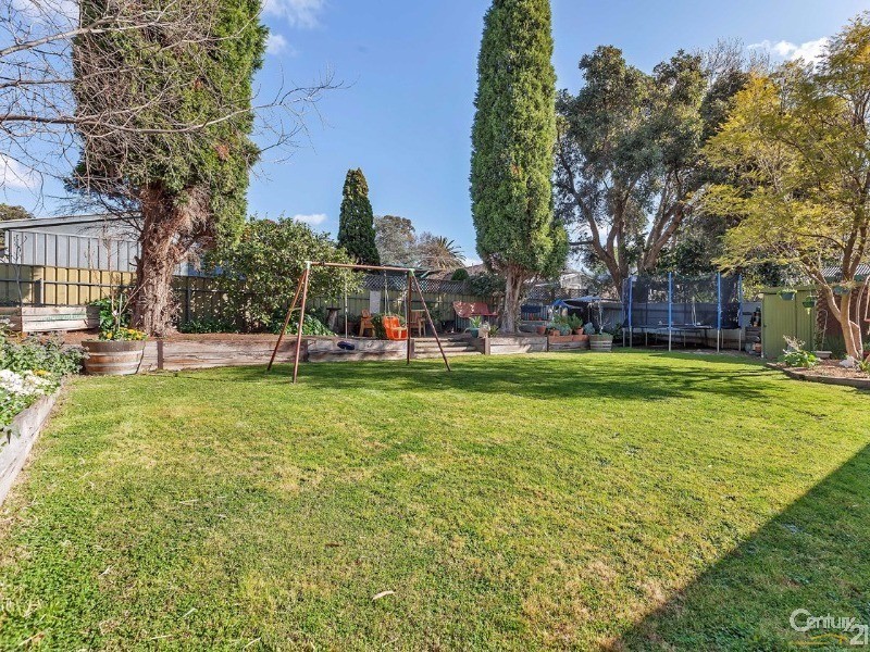 7 Lema Avenue, Fairview Park SA 5126