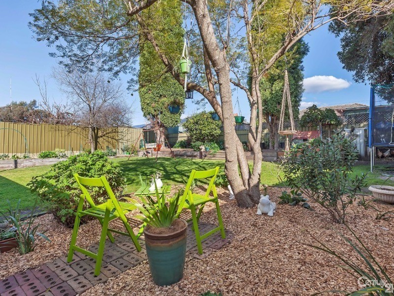 7 Lema Avenue, Fairview Park SA 5126